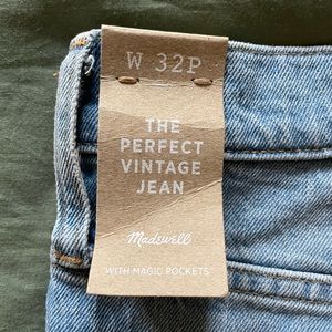 Madewell Petite Perfect Vintage Jean in Fiore Wash